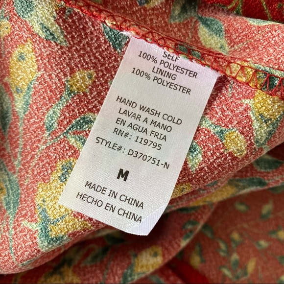 MOON Floral Dress with cut out Detail - Picture 9 of 9